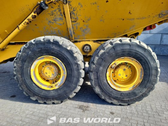 贝尔 B30 E 型自卸卡车