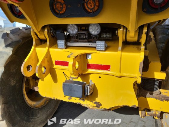 贝尔 B30 E 型自卸卡车