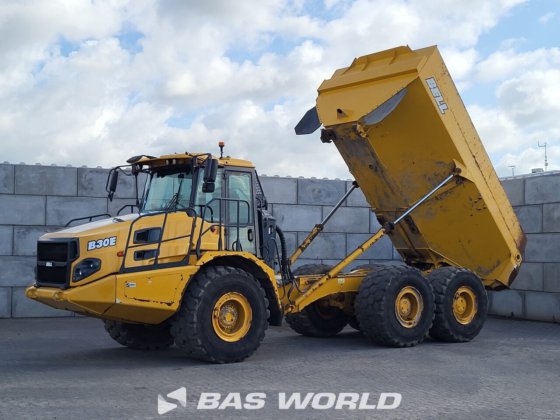 贝尔 B30 E 型自卸卡车
