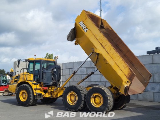 贝尔 B30 E 型自卸卡车