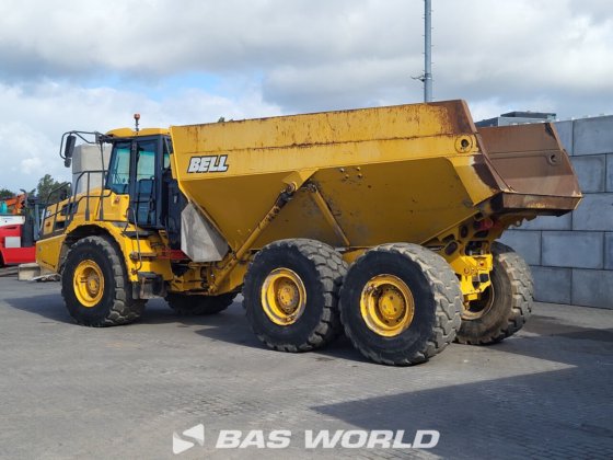 贝尔 B30 E 型自卸卡车