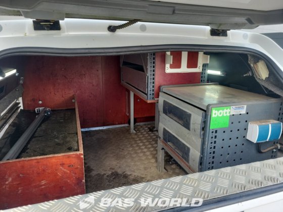 日产纳瓦拉 163pk 皮卡