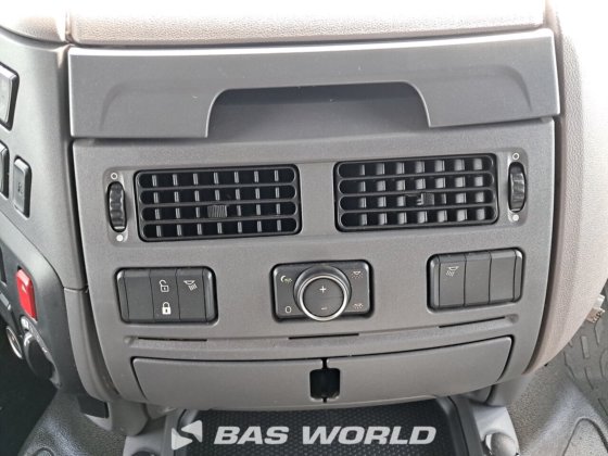 DAF XF 450 4X2 トラクターユニット