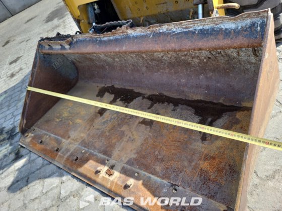 卡特彼勒 226 D3 滑移装载机