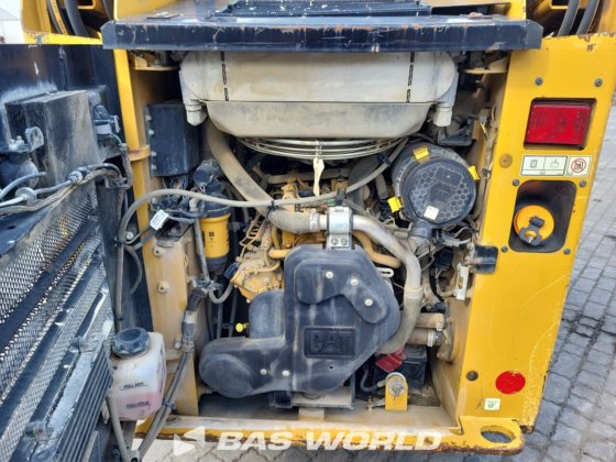 卡特彼勒 226 D3 滑移装载机