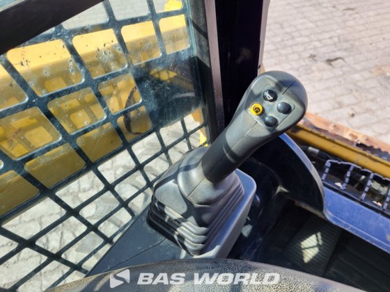 卡特彼勒 226 D3 滑移装载机