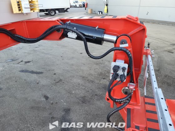 Kässbohrer 低装载半挂车