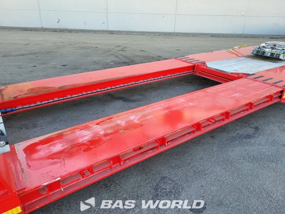 Kässbohrer 低装载半挂车