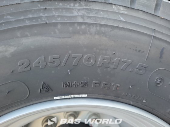 Kässbohrer 低装载半挂车