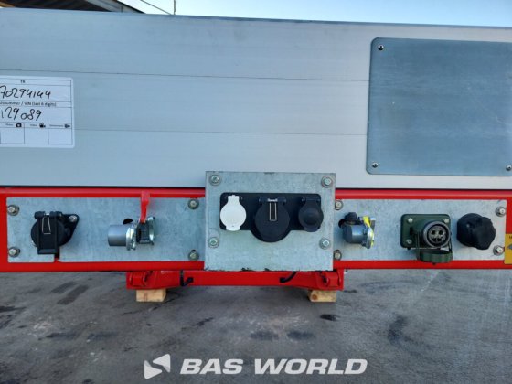 Kässbohrer 低装载半挂车