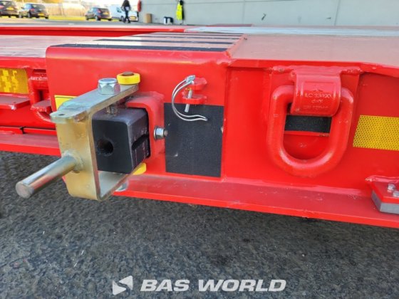 Kässbohrer 低装载半挂车