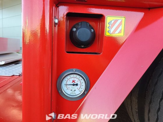 Kässbohrer 低装载半挂车