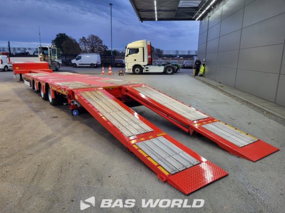 Kässbohrer 低装载半挂车