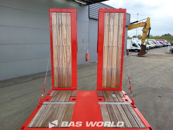 Kässbohrer 低装载半挂车