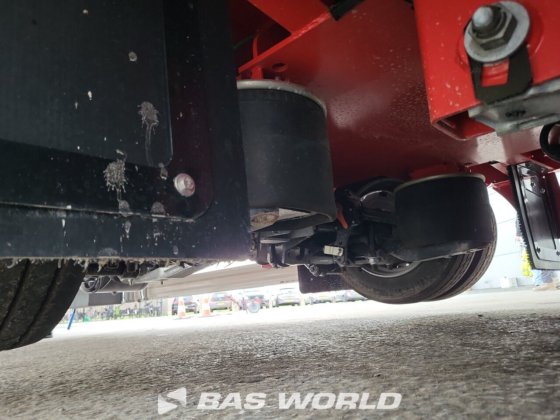 Kässbohrer 低装载半挂车