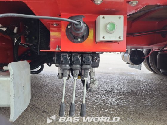 Kässbohrer 低装载半挂车