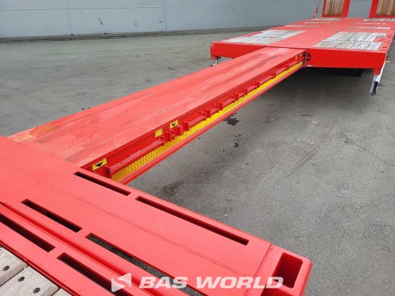 Kässbohrer 低装载半挂车