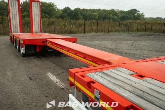 Kässbohrer 低装载半挂车