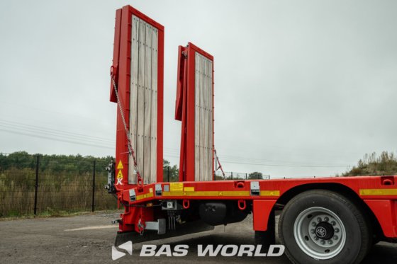 Kässbohrer 低装载半挂车