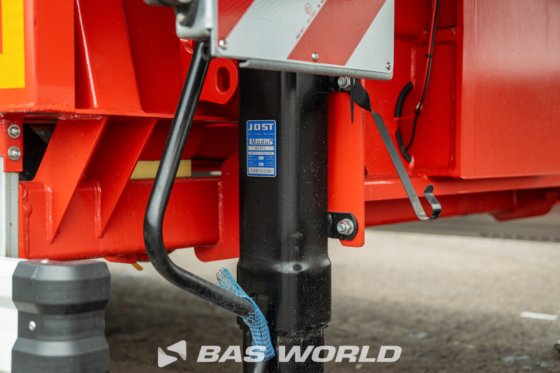 Kässbohrer 低装载半挂车