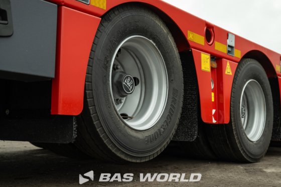 Kässbohrer 低装载半挂车