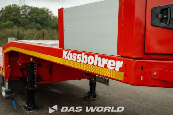 Kässbohrer 低装载半挂车
