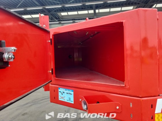 Kässbohrer 低装载半挂车