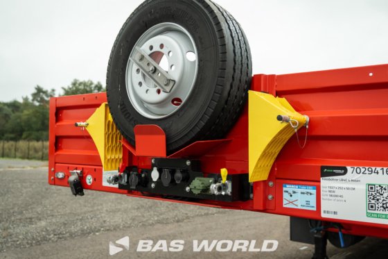 Kässbohrer LB4E 低装载机半挂车