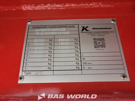Kässbohrer LB4E 低装载机半挂车