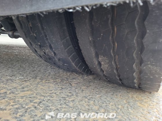 Kässbohrer LB4E 低装载机半挂车