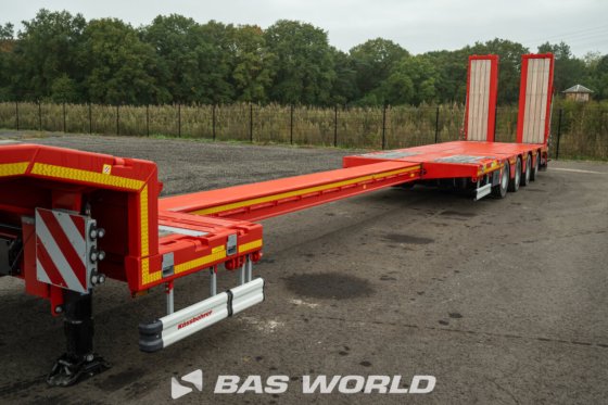 Kässbohrer 低装载半挂车