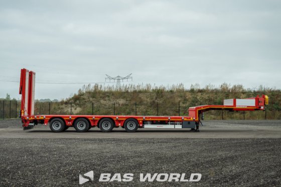 Kässbohrer 低装载半挂车