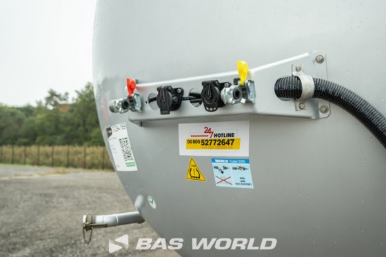 Kässbohrer 罐式半挂车