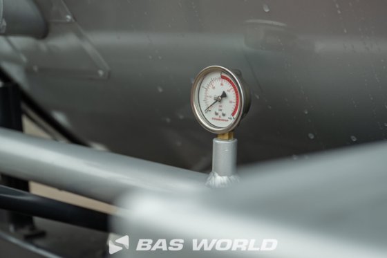 Kässbohrer 罐式半挂车