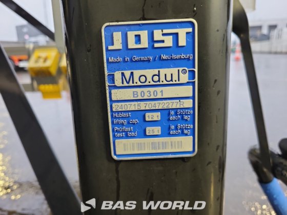 Kässbohrer 罐式半挂车