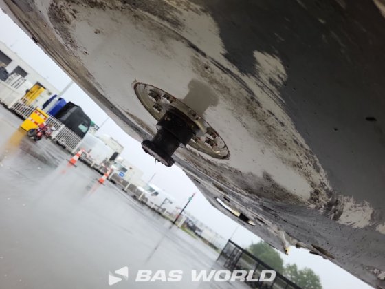 Kässbohrer 罐式半挂车