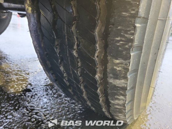 Kässbohrer 罐式半挂车