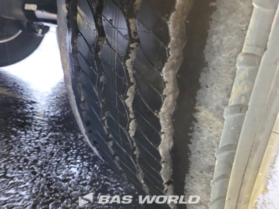 Kässbohrer 罐式半挂车