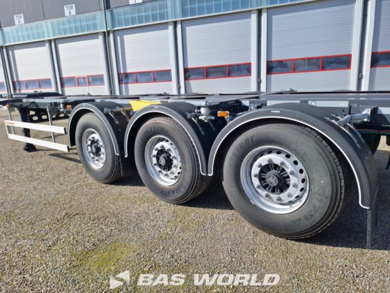 Kässbohrer コンテナシャーシ