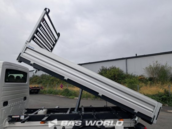 フォルクスワーゲン クラフター 177pk ティッパー