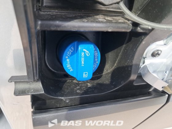 フォルクスワーゲン クラフター 177pk クローズドボックスバン