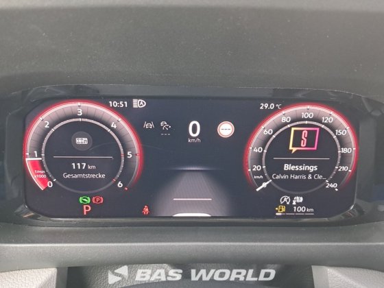 フォルクスワーゲン クラフター 177pk クローズドボックスバン