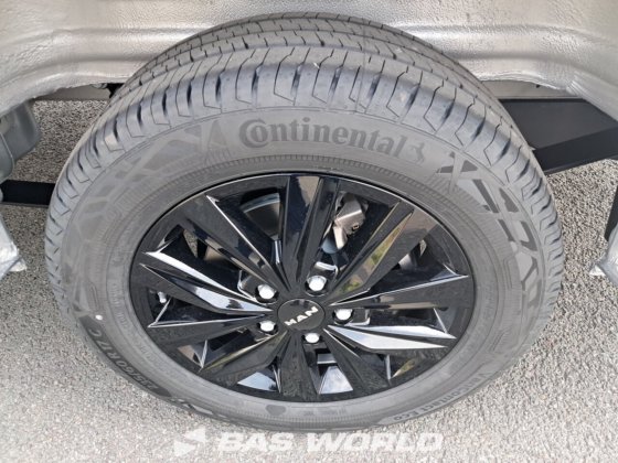 フォルクスワーゲン クラフター 177pk クローズドボックスバン