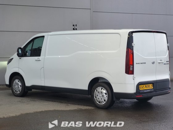 Maxus eDeliver 7 封闭箱式货车