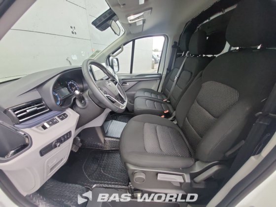 Maxus eDeliver 7 封闭箱式货车