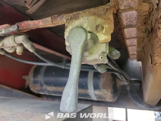 布罗休斯低装载半挂车