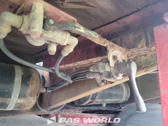 布罗休斯低装载半挂车