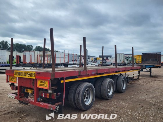 Nooteboom 低装载半挂车