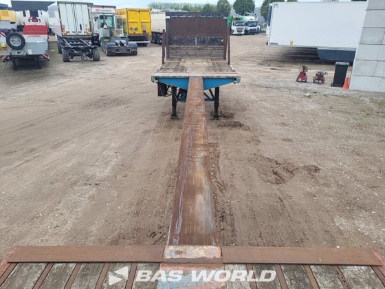 ヌートブーム ローローダー・セミトレーラー