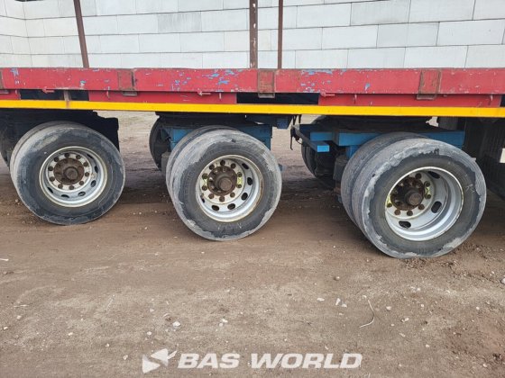 Nooteboom 低装载半挂车